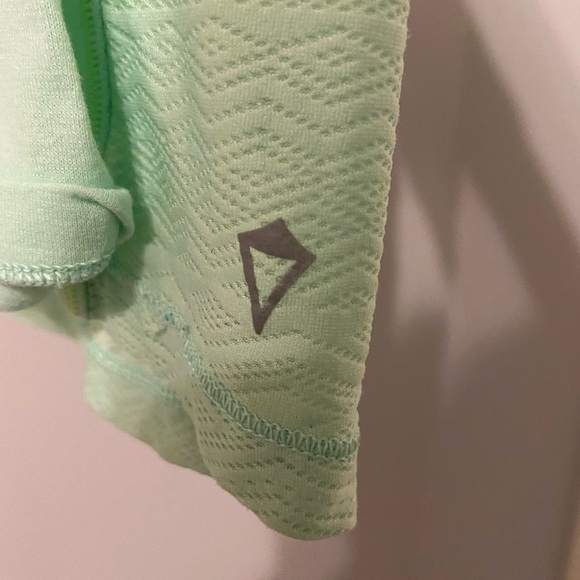 Ivivva Tank Top - Picture 3 of 4